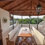 Semesterbostad Alexandre Maison Beachfront Vacation *