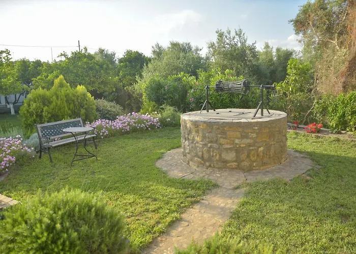 Alexandre Maison Beachfront Vacation Gialova