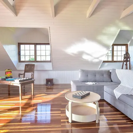 Alexandre Maison Beachfront Vacation Prázdninový dům