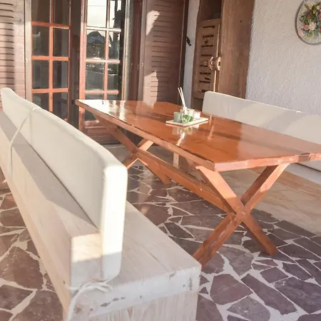 Alexandre Maison Beachfront Vacation Tatil Evi