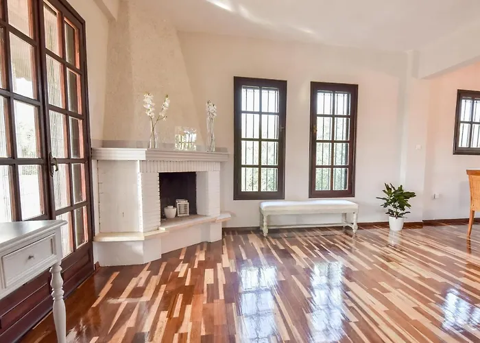 Alexandre Maison Beachfront Vacation Tatil Evi Gialova