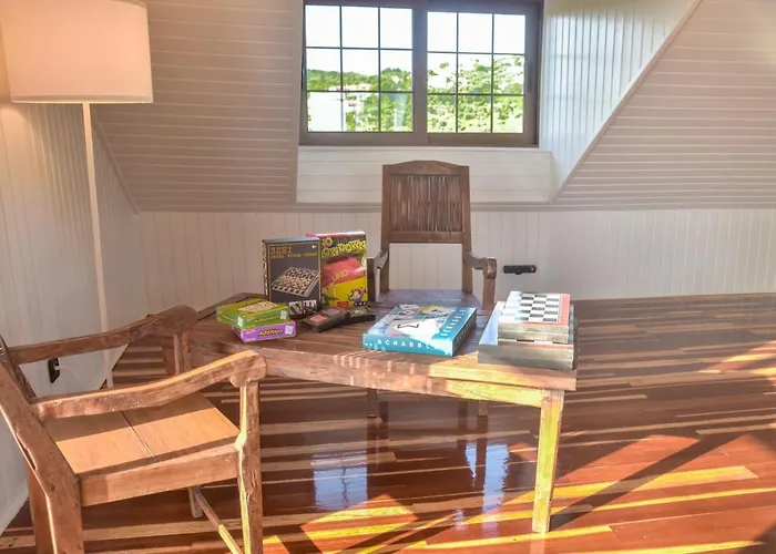 Alexandre Maison Beachfront Vacation Tatil Evi