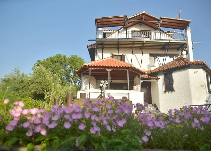 Alexandre Maison Beachfront Vacation