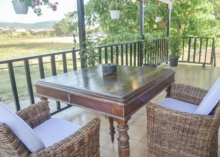 Alexandre Maison Beachfront Vacation Gialova