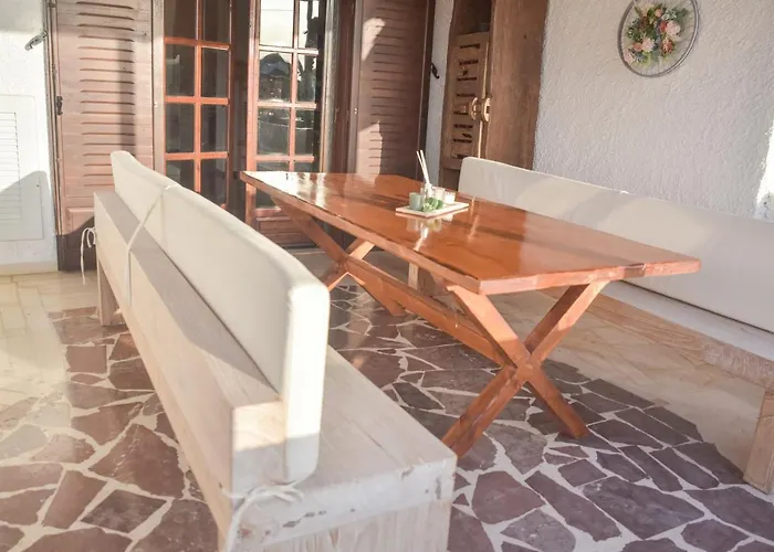 Alexandre Maison Beachfront Vacation Tatil Evi