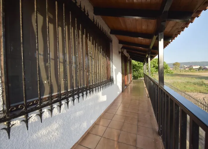 Alexandre Maison Beachfront Vacation Tatil Evi